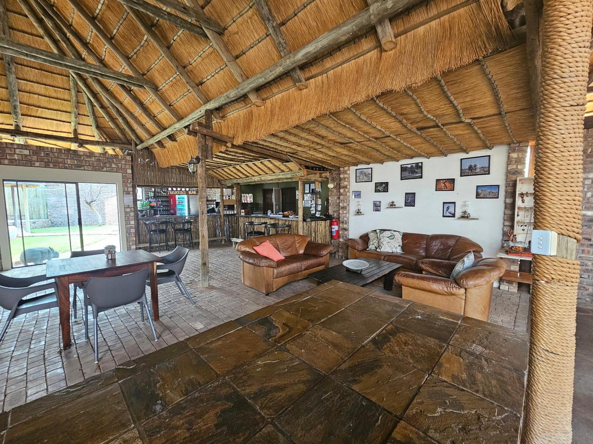 Kaoko Bush Lodge Kamanjab Exterior foto