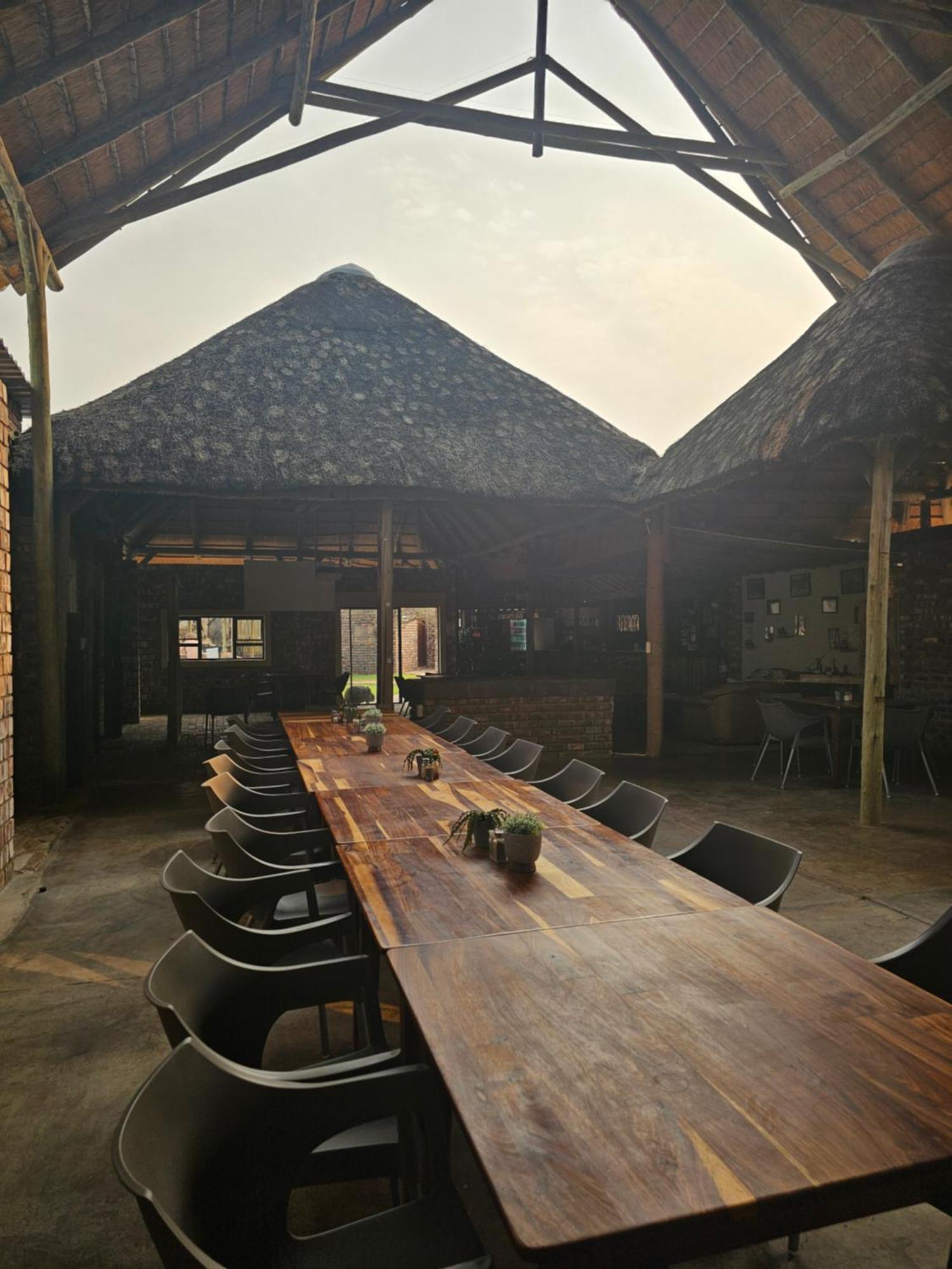 Kaoko Bush Lodge Kamanjab Exterior foto