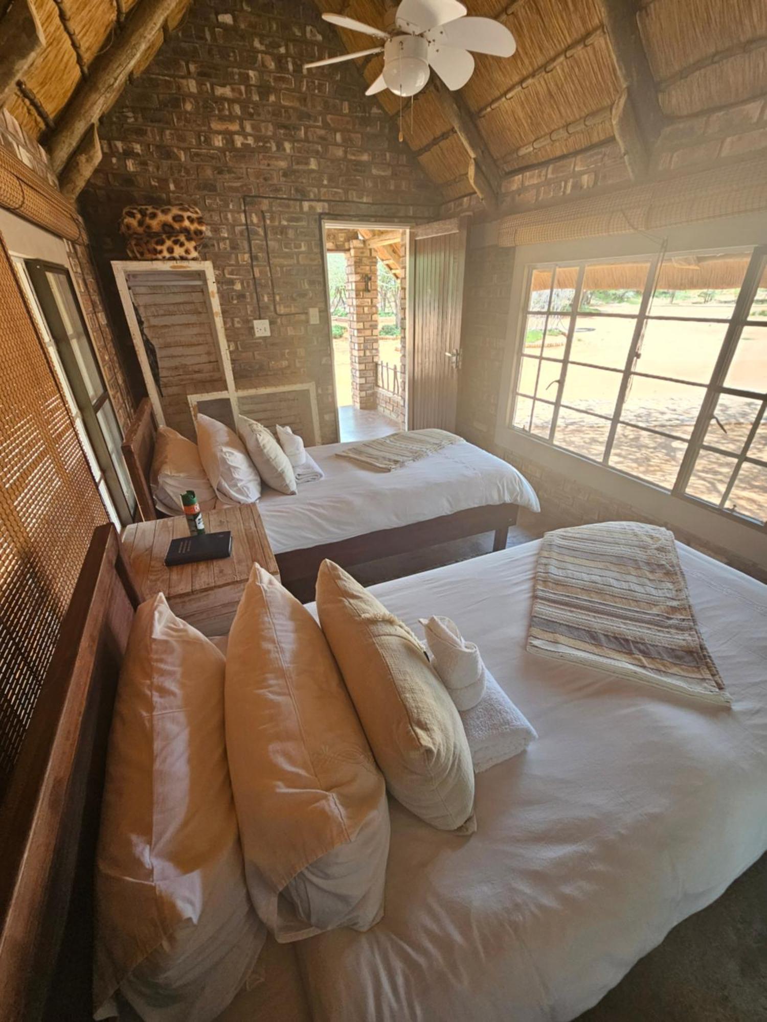 Kaoko Bush Lodge Kamanjab Exterior foto