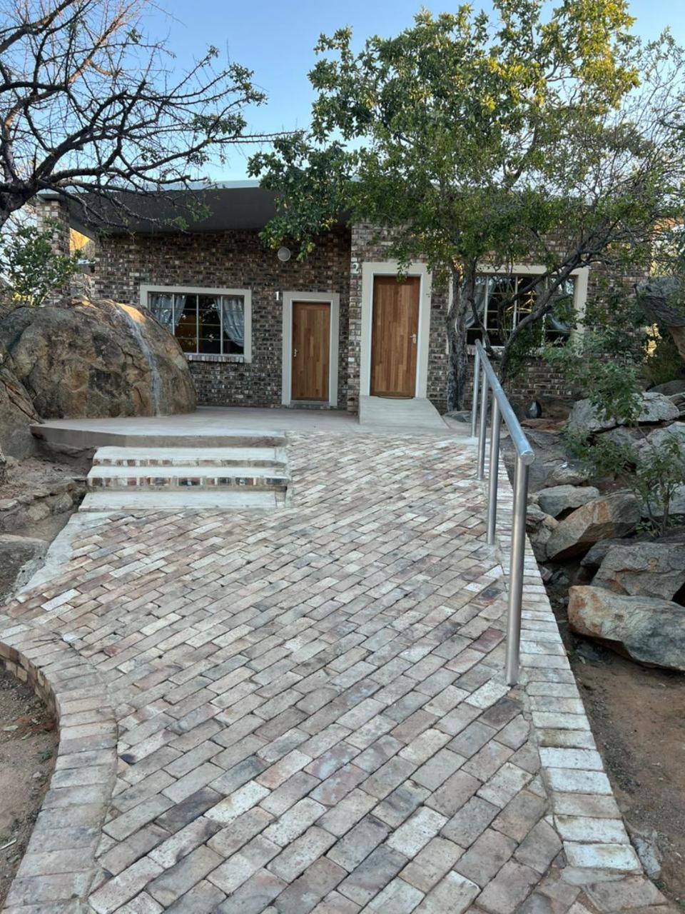 Kaoko Bush Lodge Kamanjab Exterior foto
